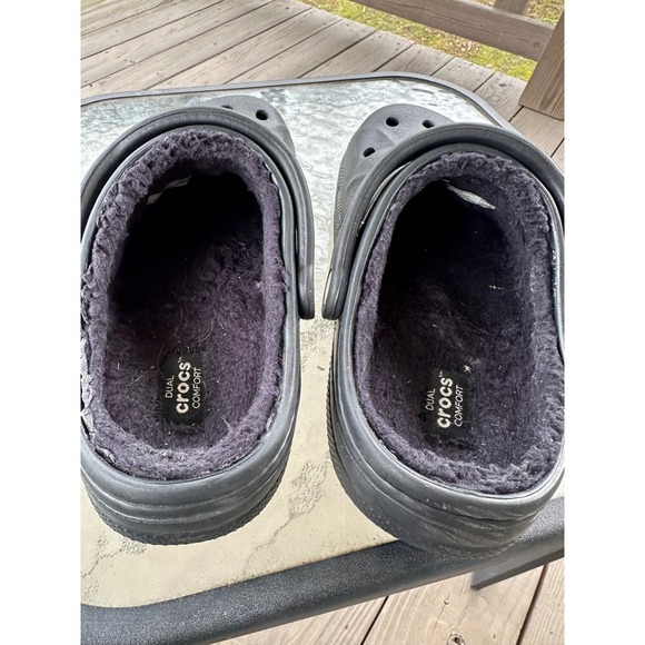 Crocs Classic Lined Black Fuzzy Warm Clogs Slippers Shoes Mens 4 Womens 6 - Picture 8 of 10